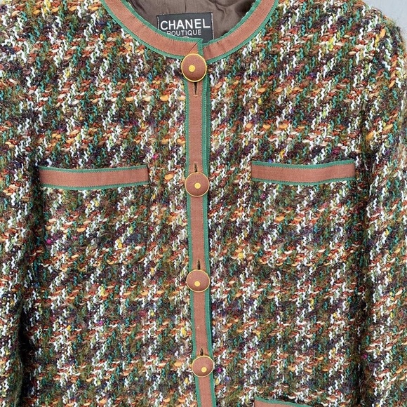 Vintage 80s Chanel Boutique luxury tweed jacket - Picture 4 of 9